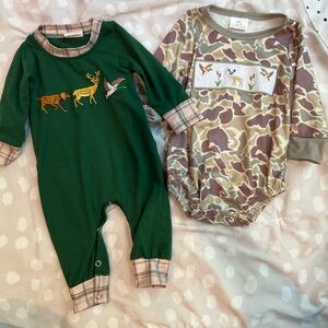 Hunter Green and Camouflage Baby Onesies with Animal Embroidery